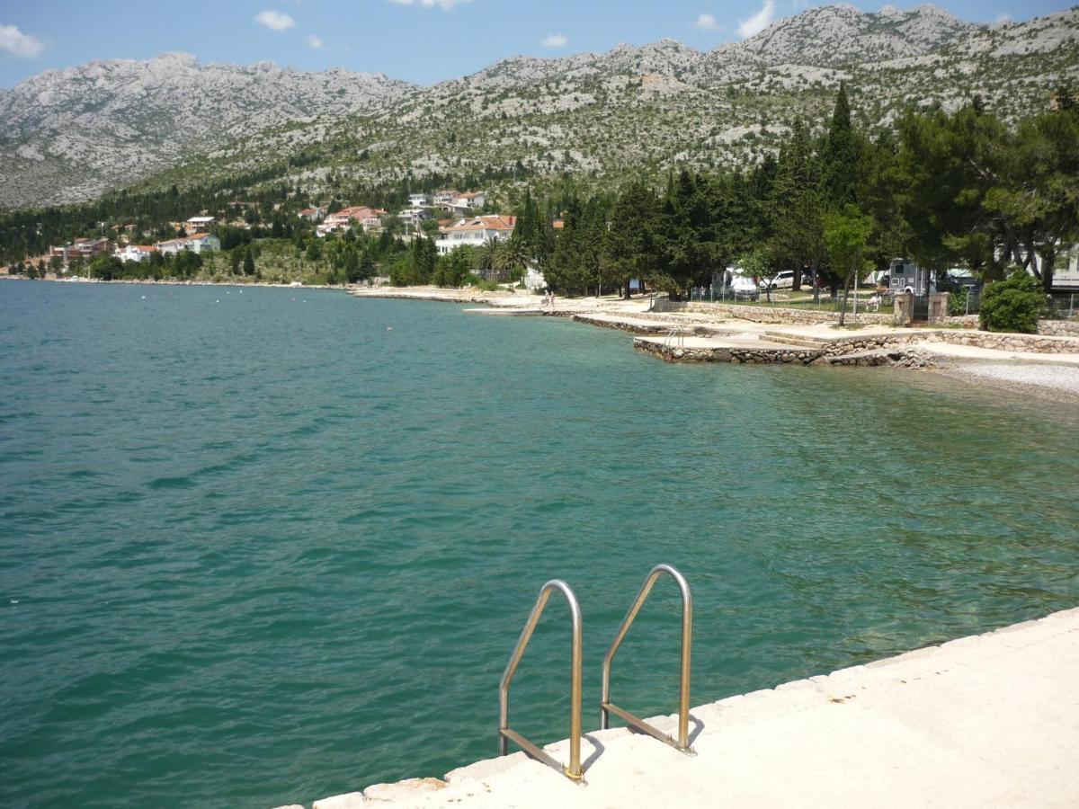 Apartmani Mille Starigrad Exterior photo