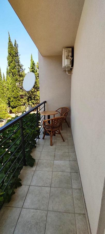 Apartmani Mille Starigrad Exterior photo